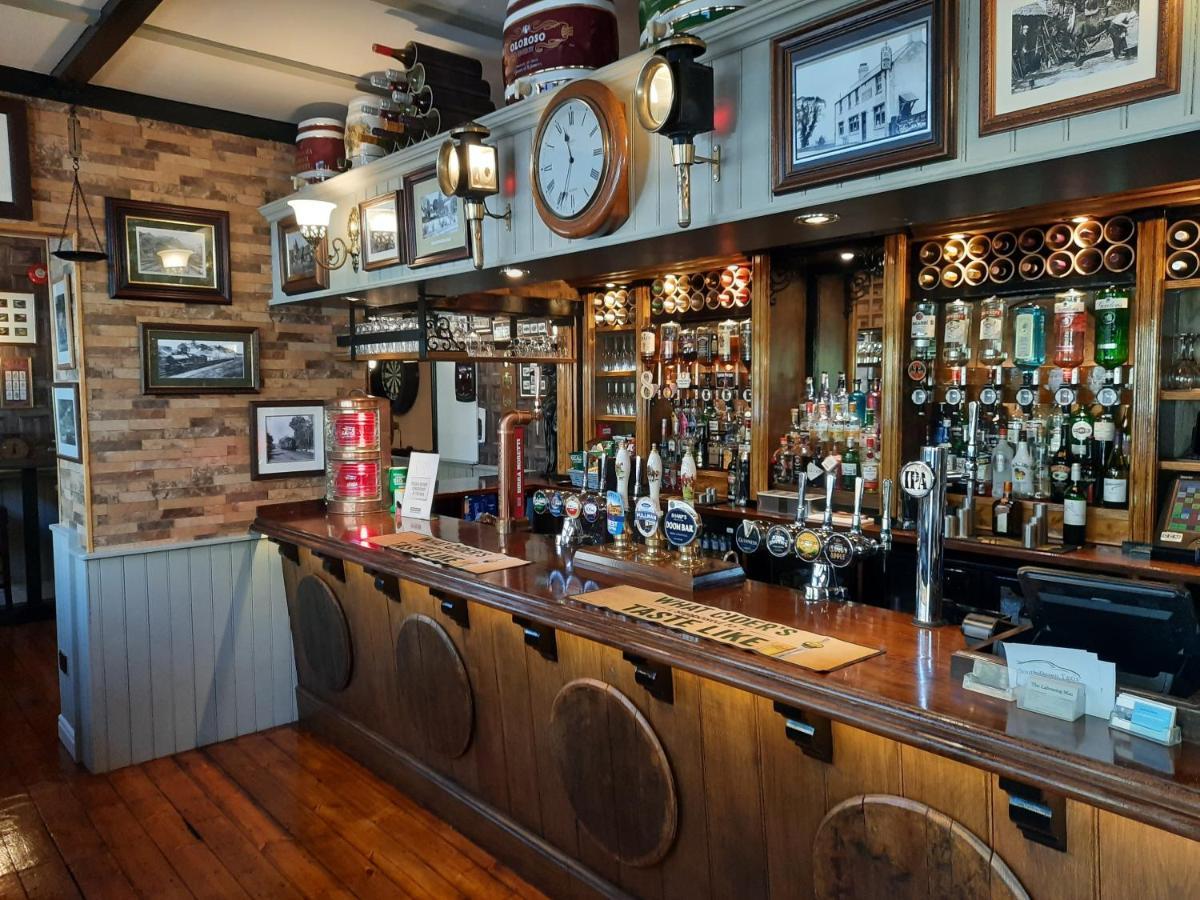 Hotel The Labouring Man Coldwaltham Esterno foto